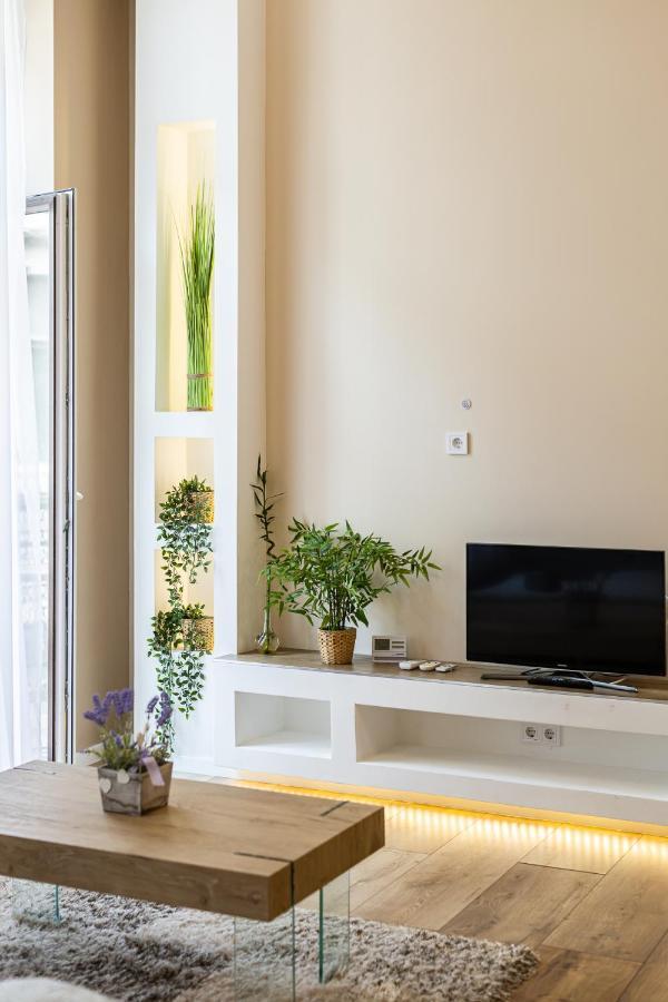 Csengery Deluxe Home With Balcony Budapešť Exteriér fotografie